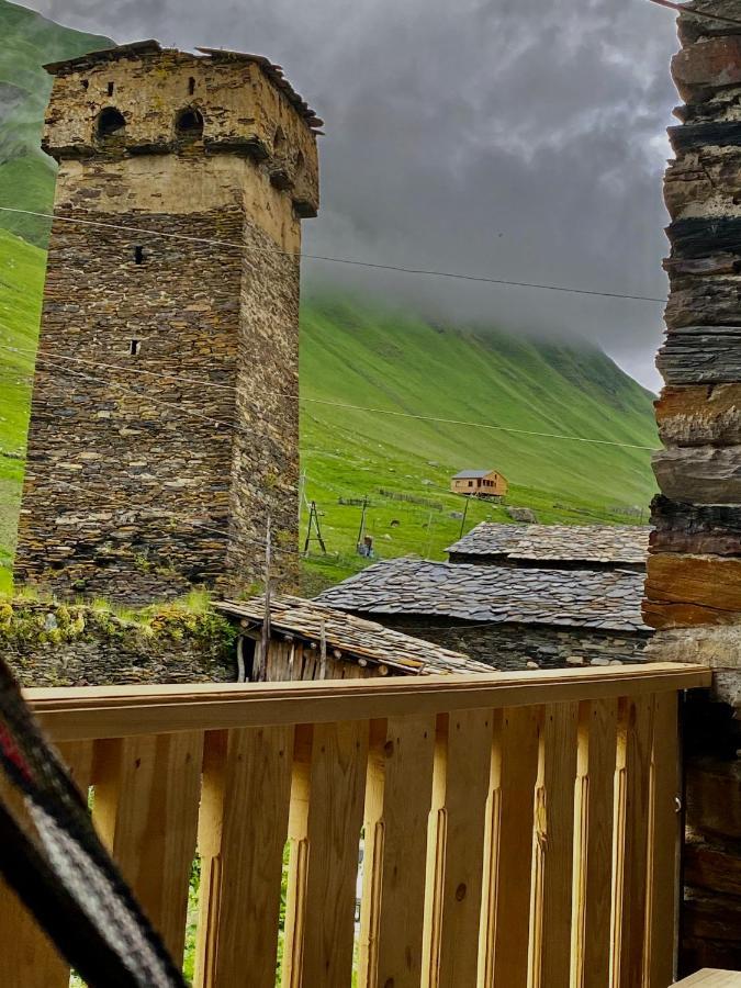 فندق Nizharadze'S Tower أوشغولي المظهر الخارجي الصورة