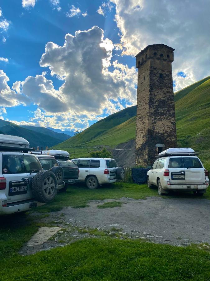 فندق Nizharadze'S Tower أوشغولي المظهر الخارجي الصورة